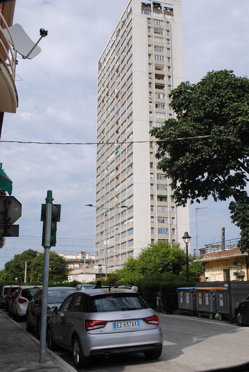 Federico Fellini Apartment Rimini Pokoj fotografie